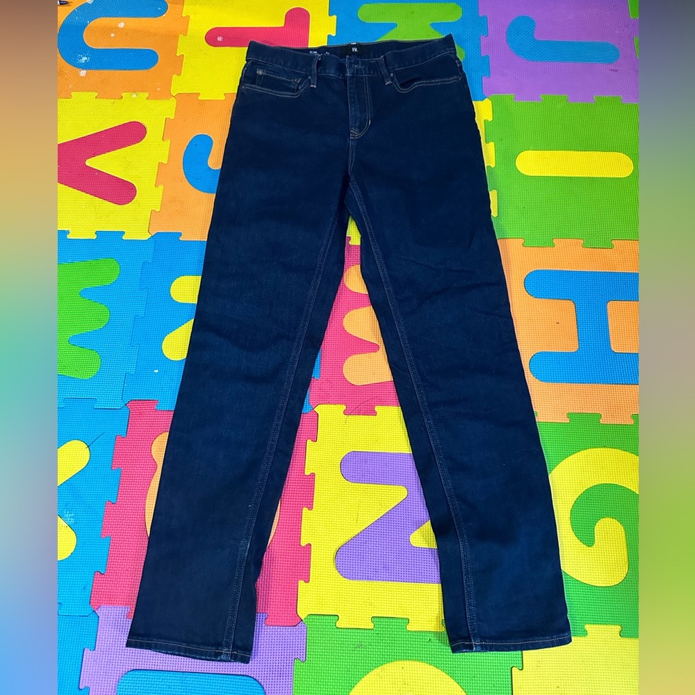 Bundle of 3 or more $5 Banana Republic Deep Indigo Skinny Jeans